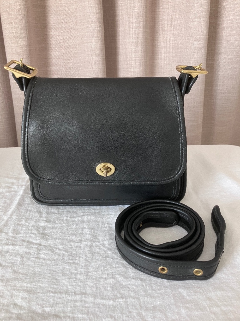 Vintage Coach 9061 Rambler's Legacy Black Leather Crossbody Bag-USA Made